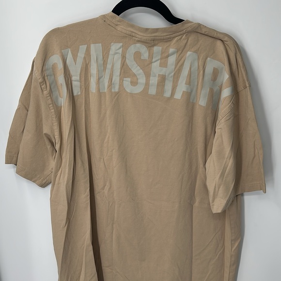 Tan gymshark tshirt - Picture 2 of 4